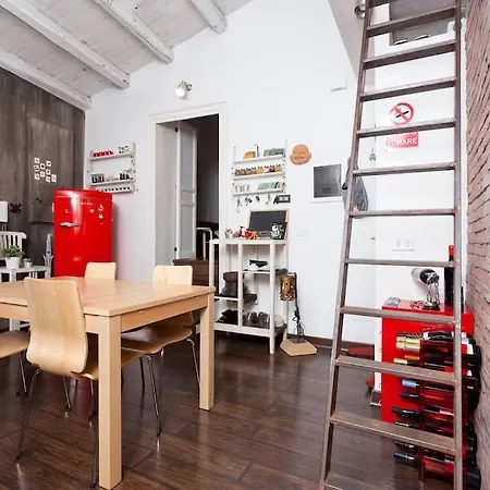 Casa Design Con Terrazzo In Centro Storico A