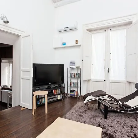 Casa Design Con Terrazzo In Centro Storico A Палермо